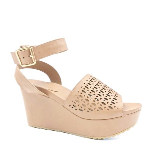 Bamboo Nude Wedge Platform Ankle Strap Sandals, Size 10M New w/o Box - Picture 10 of 10